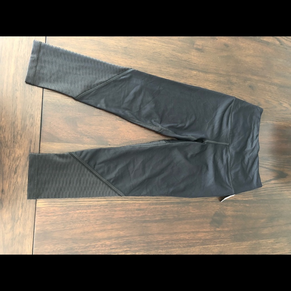 🆕Victoria Secret Knockout Capri
